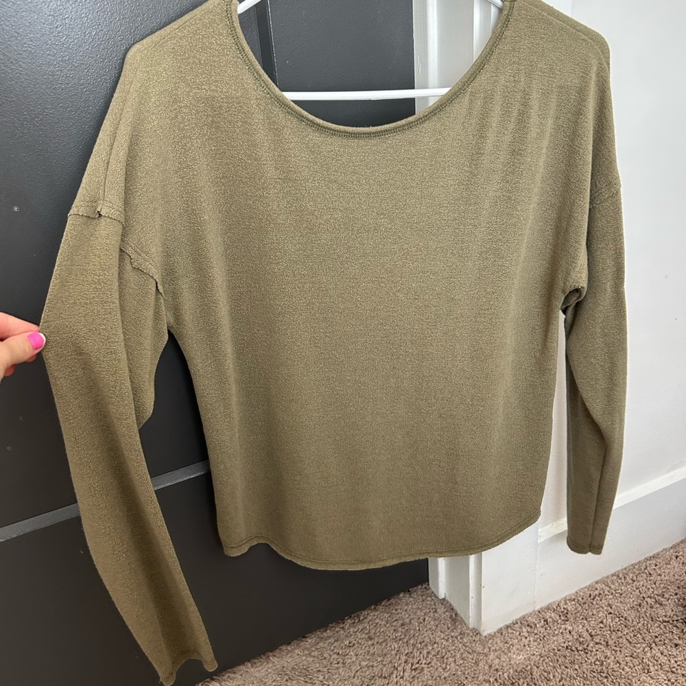 Long sleeve blouse with scarf tie back